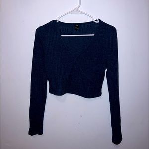 blue cropped long sleeve
